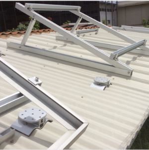 Support de panneau solaire de triangle d’aluminium